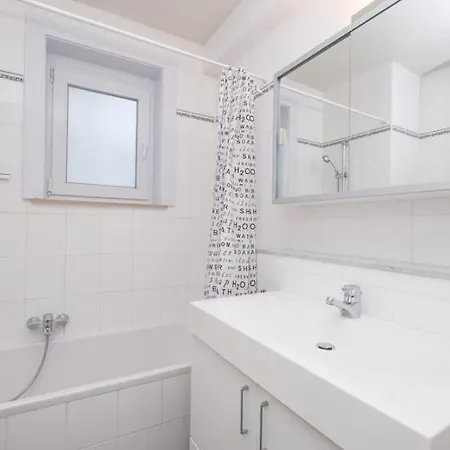 Lecomte - Atlantic View 129 * オステンド